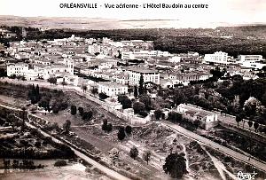 Orleansville - Vue aerienne - Hotel Baudoin  au centre